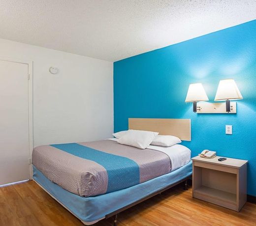 Motel 6-Jackson, MS