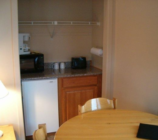 Attitash Motel & Suites