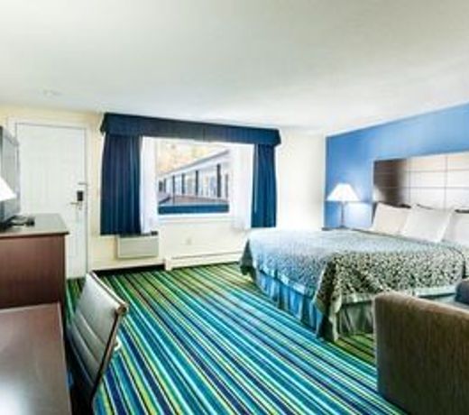 Days Inn by Wyndham Lincoln