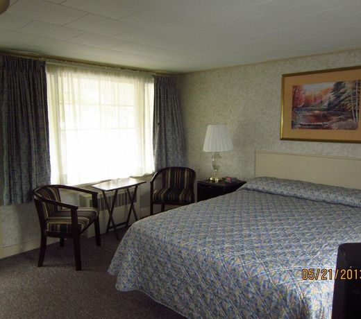 School House Inn