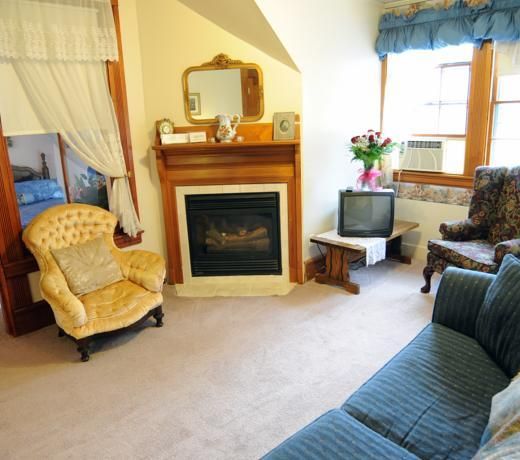 WILDFLOWERS INN