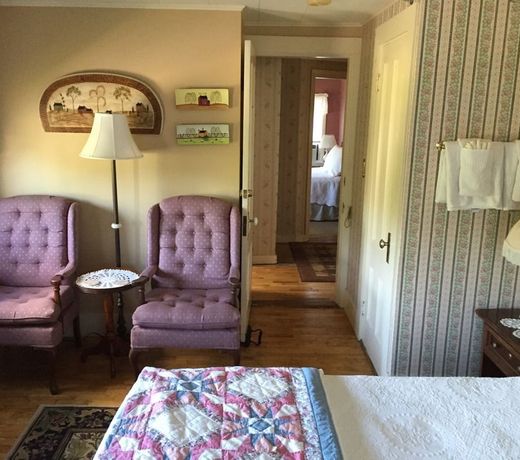 Eastman Inn