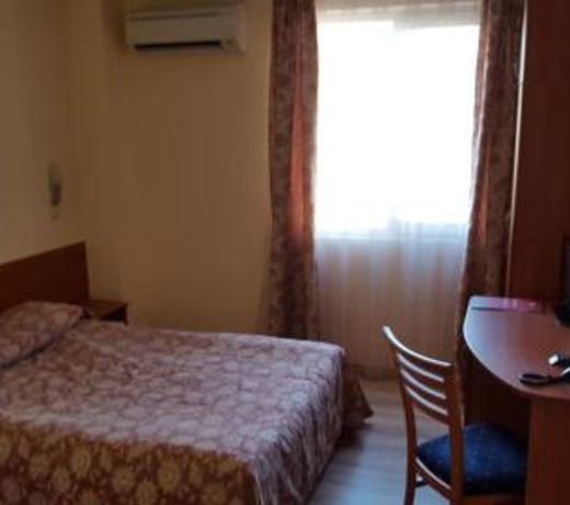 Caprice Family Hotel