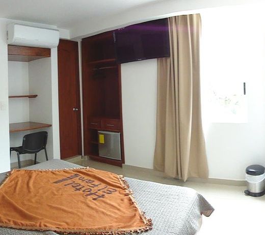 Hotel El Faro Buga