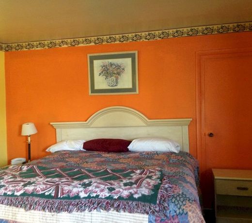 Executive Inn