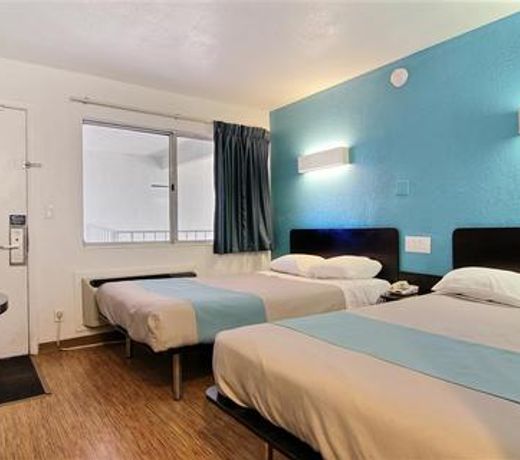 Motel 6-Carlsbad, NM