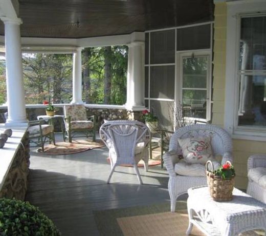 Hilltop House Bed & Breakfast
