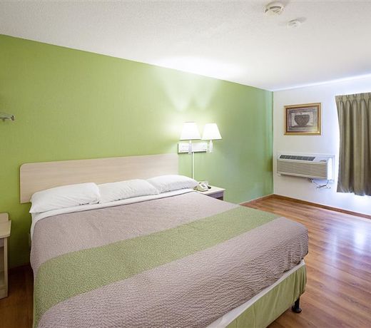Motel 6-Binghamton, NY