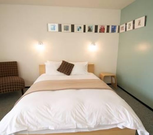 Greenporter Hotel