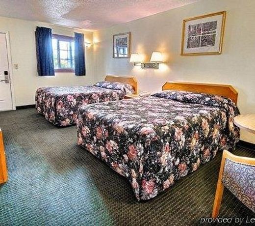 Rodeway Inn Lake George Outlets