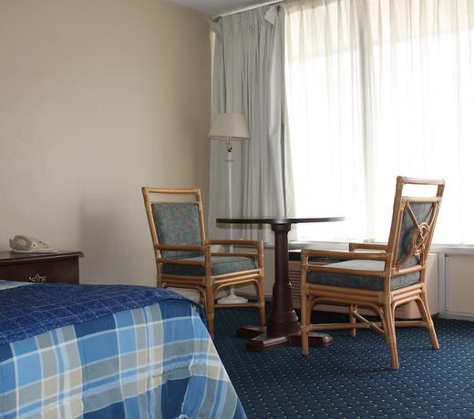 RED CARPET INN LENOIR