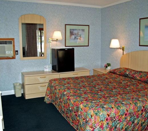 The Carolinian Inn