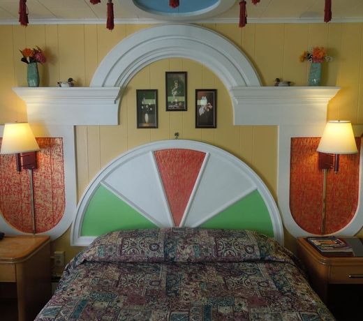 COCOA MOTEL