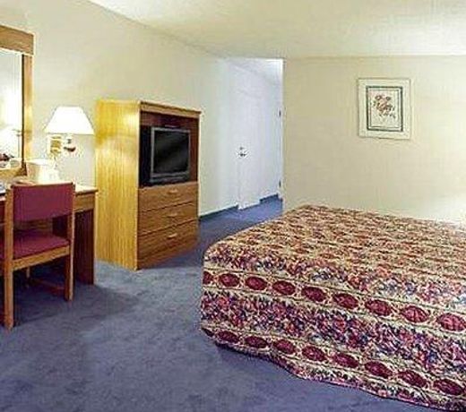 Motel 6-New Stanton, PA