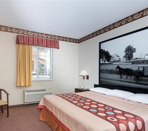 Super 8 by Wyndham Harrisburg Hershey North