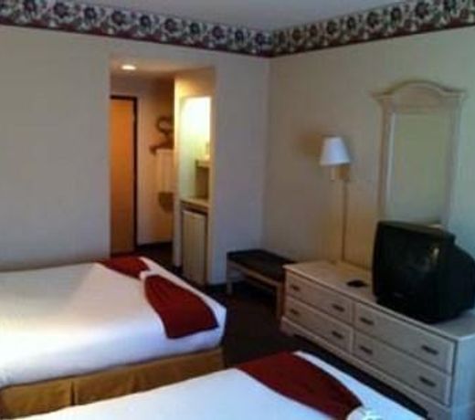 BAYMONT INN AND SUITES YEMASSEE