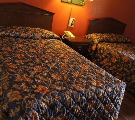 ECONOMY INN - KNOXVILLE