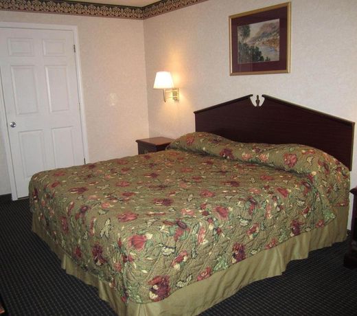 Apple Annie's Inn