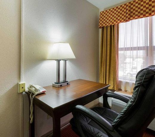 OYO Hotel Rosenberg TX I-69