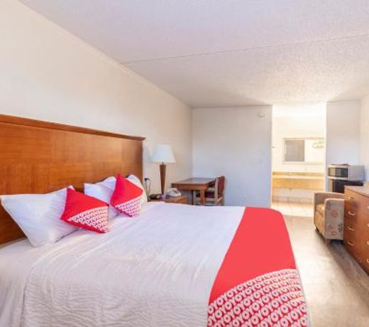 OYO Hotel San Antonio Lackland Air Force Base North