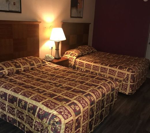 OYO Hotel San Antonio Lackland Air Force Base North