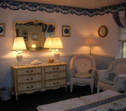 THE OKEMO INN