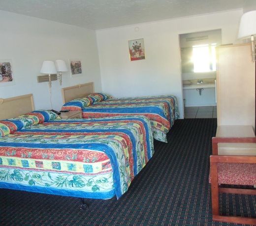 SCOTTISH INN