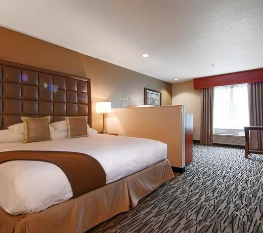 Best Western PLUS Mountain View Auburn Inn