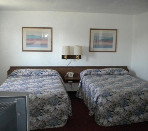 Sundowner Motel