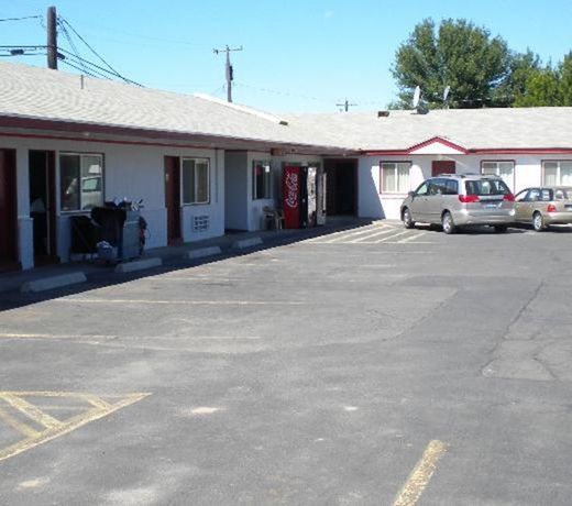 Sundowner Motel