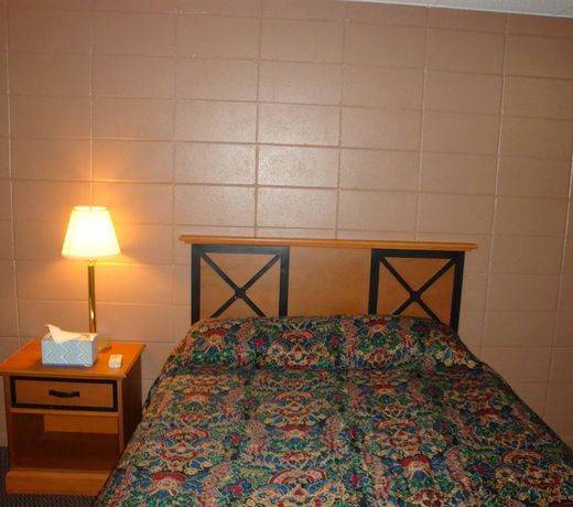 Economy Inn