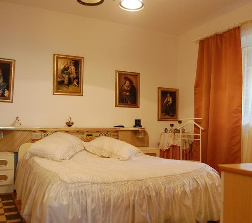 VILA DIMI