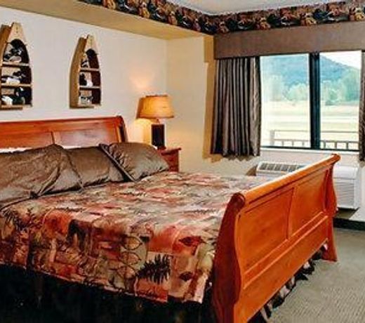 AmeriVu Inn & Suites