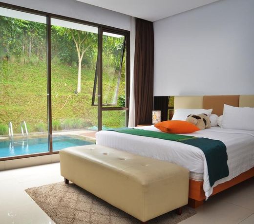 Permai 7A Villa 4 bedroom with a private pool