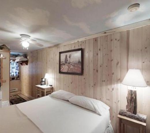 Foothills Lodge and Cabins