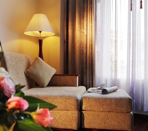 First-Luxury Wing Hotel Saigon