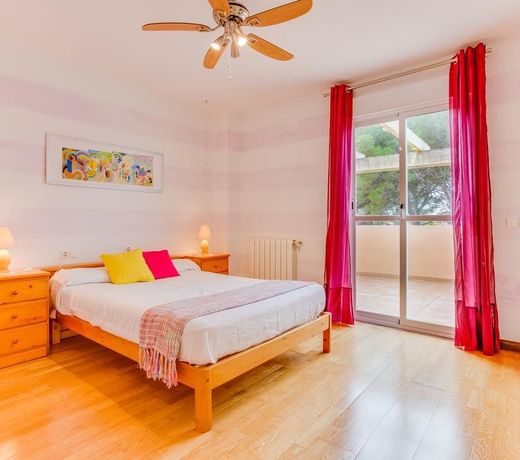 YupiHome Villa Roser