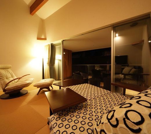 Four Seasons Yuzawa Quattro