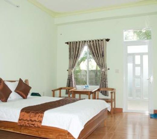 Sunrise Village Hotel
