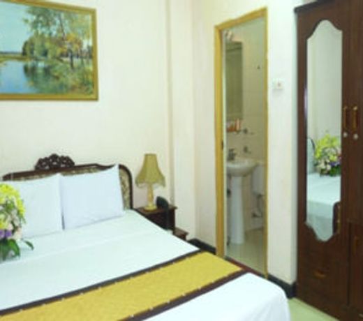 Camellia 3 Hotel