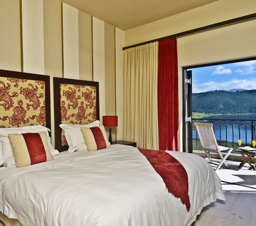 Lodge on the Lake & Wellness Spa