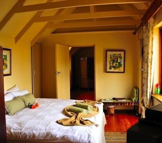 Waterside Lodge