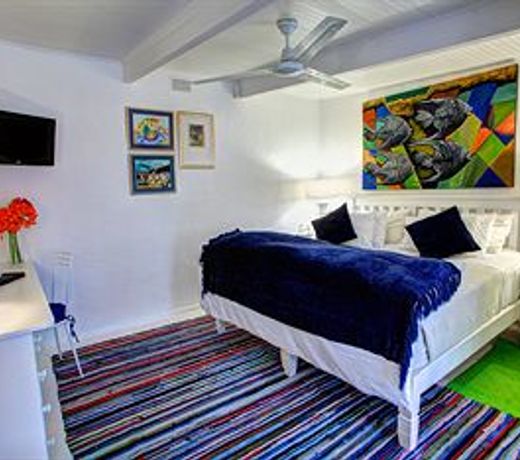 Moontide Guest Lodge