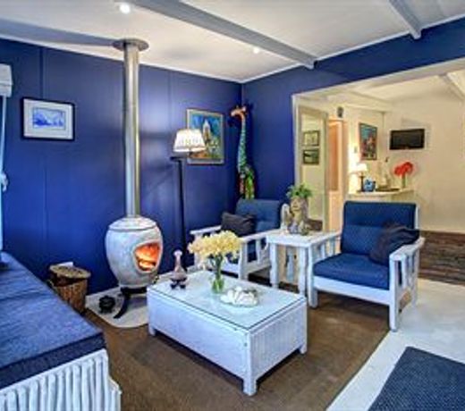 Moontide Guest Lodge