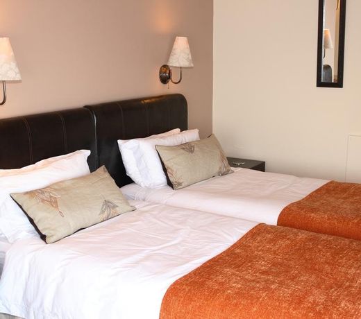 Dolphin Dunes Guesthouse