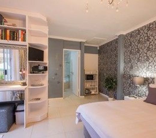 African Dreams Guesthouse Somerset West