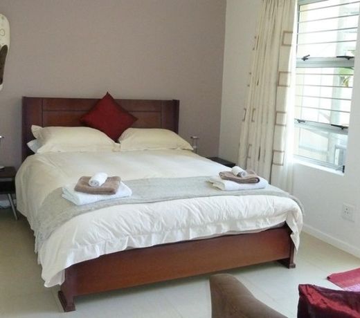 African Dreams Guesthouse Somerset West