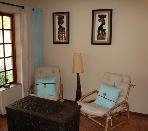 Khashamongo Guesthouse