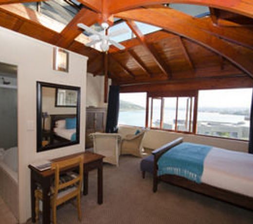 Augusta Bay Guest House