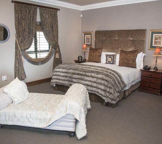 Alexander Guest House
